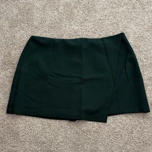A&F green skort